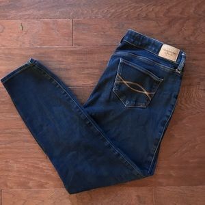 Dark wash Abercrombie & Fitch skinny jeans size 8